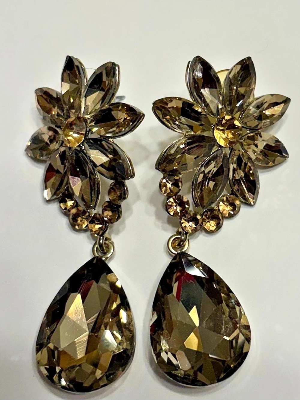 Floral Crystal Drop Earrings in Brown Like New